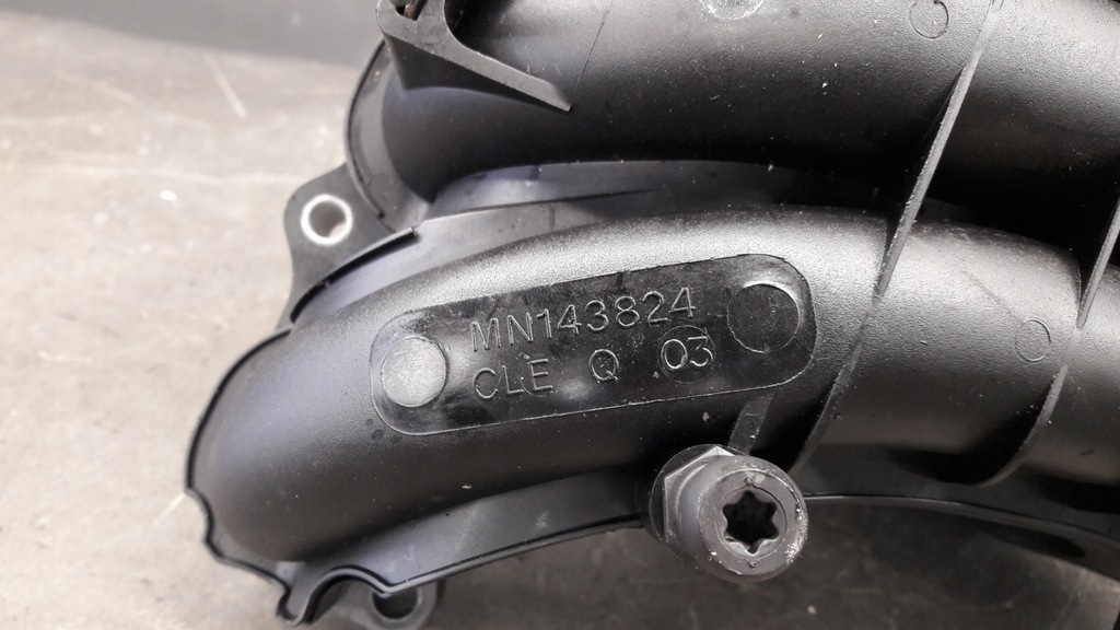 mn143824 πολλαπλή εισαγωγής mitsubishi colt VI 1.1 B 12V Product image