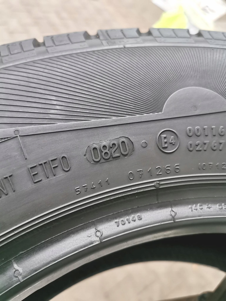 Θερινά ελαστικά 215/70R15cp continental 2020 8,5mm 6396 Product image