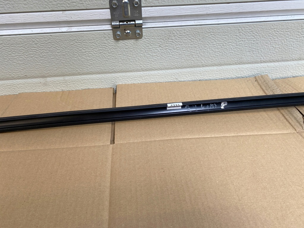BMW E39 COMBI LOF RIP, ΔΕΞΙΑ, ΜΑΥΡΟ Product image