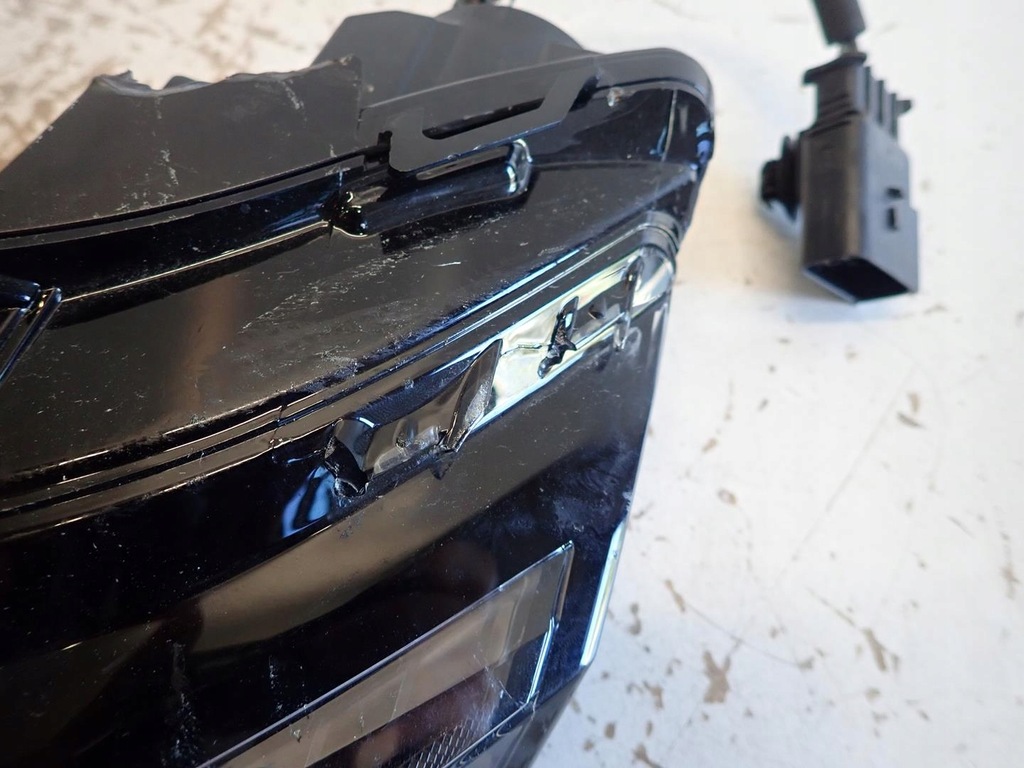 Αλογόνο δεξιά LED DRL PEUGEOT III 308 T10 2021- Product image