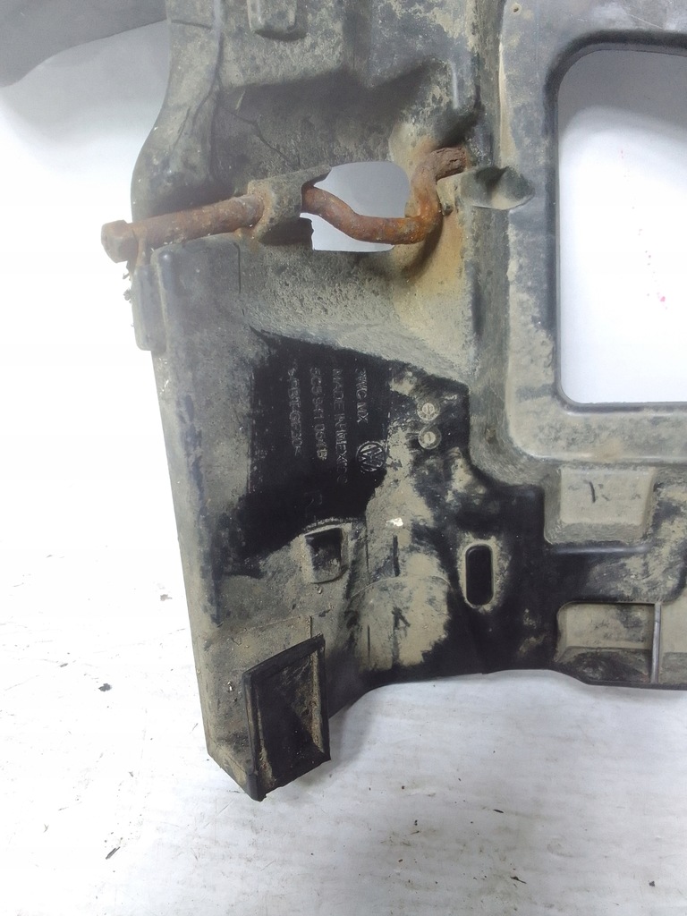 VW Beetle 16- Στήριγμα προβολέων μπροστά δεξιά 5C5941054B USA Product image