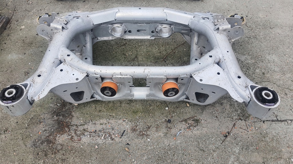 Δοχείο silentblock από καουτσούκ JAGUAR I-PACE Product image