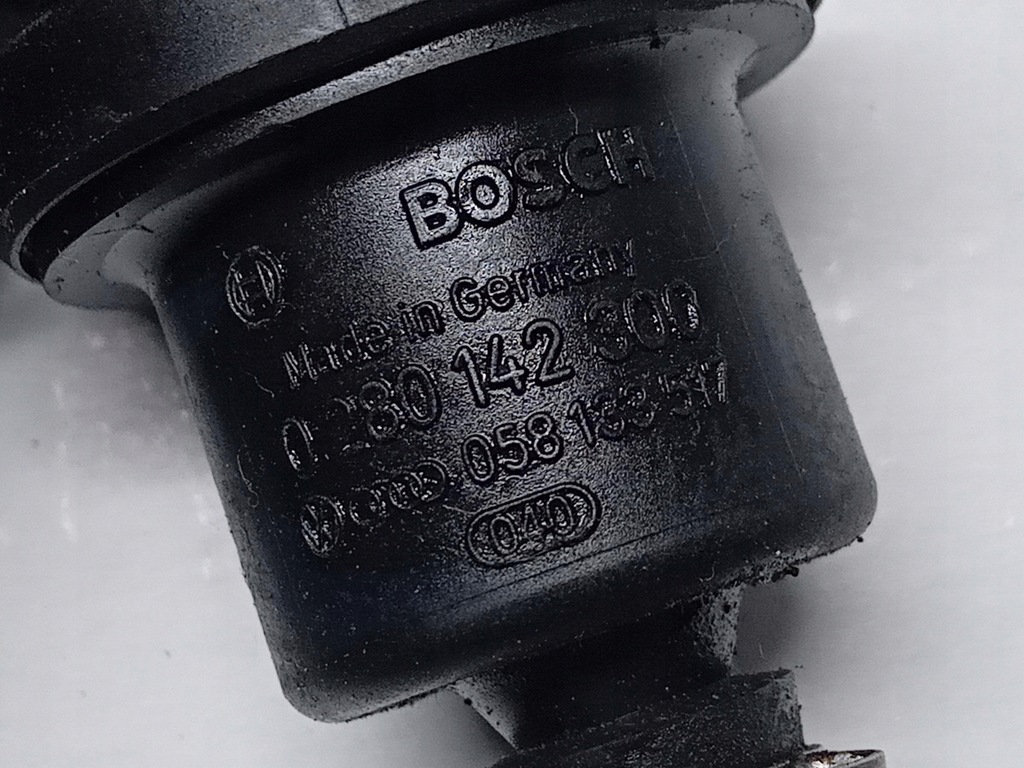 Bak Audi A4 B5 1.8 Βαλβίδα εξαερισμού Product image