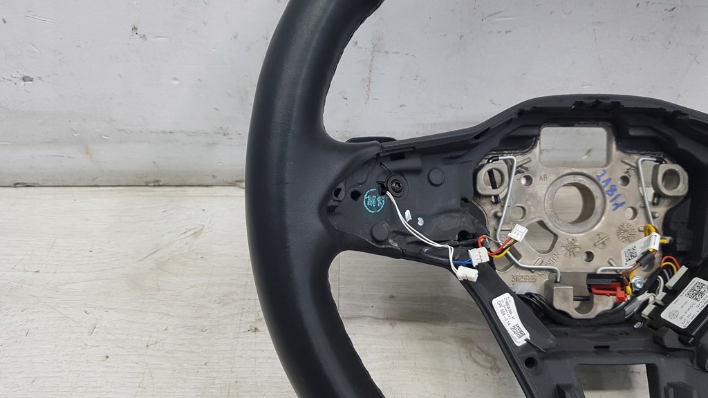 VW GOLF 8 VIII ΠΟΛΥΛΕΙΤΟΥΡΓΙΚΟ ΤΙΜΟΝΙ ΑΥΤΟΜΑΤΟ ΠΑΤΑΛΟ Product image