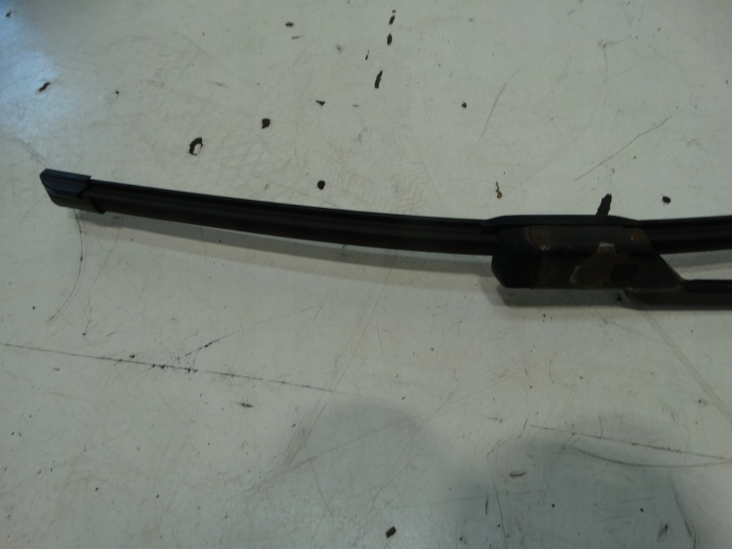 Βραχίονας Υαλοκαθαριστήρα ΔΕΞΙ VOLKSWAGEN PASSAT B6 COMBI 3C1955410B Product image