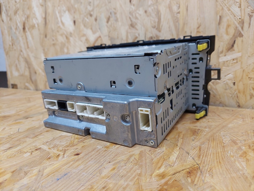 TOYOTA VERSO 09- FACTORY RADIO ORIGINAL 86120-0F060 Product image