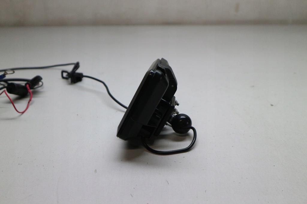 GARMIN ZUMO 220 MOTORCYCLE NAVIGATION Product image