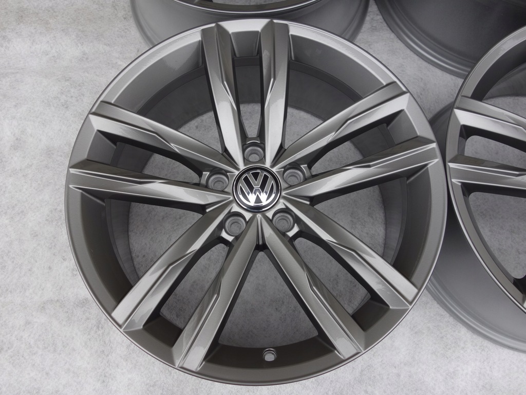 VW ARTEON PASSAT B8 LIFT TIGUAN 18' DARTFORD ΖΑΝΤΕΣ Product image
