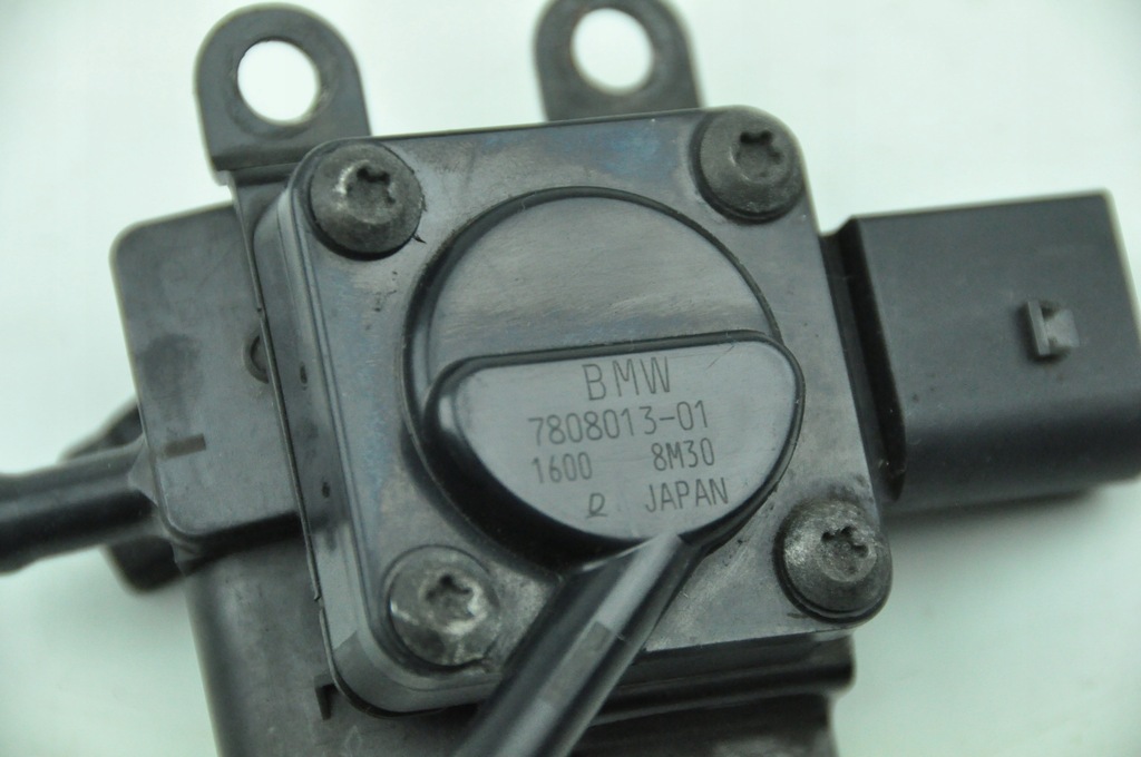 BMW E70 E90 F10 ΑΙΣΘΗΤΗΡΑΣ ΠΙΕΣΗΣ ΚΑΥΣΑΡΙΩΝ 7808013 Product image