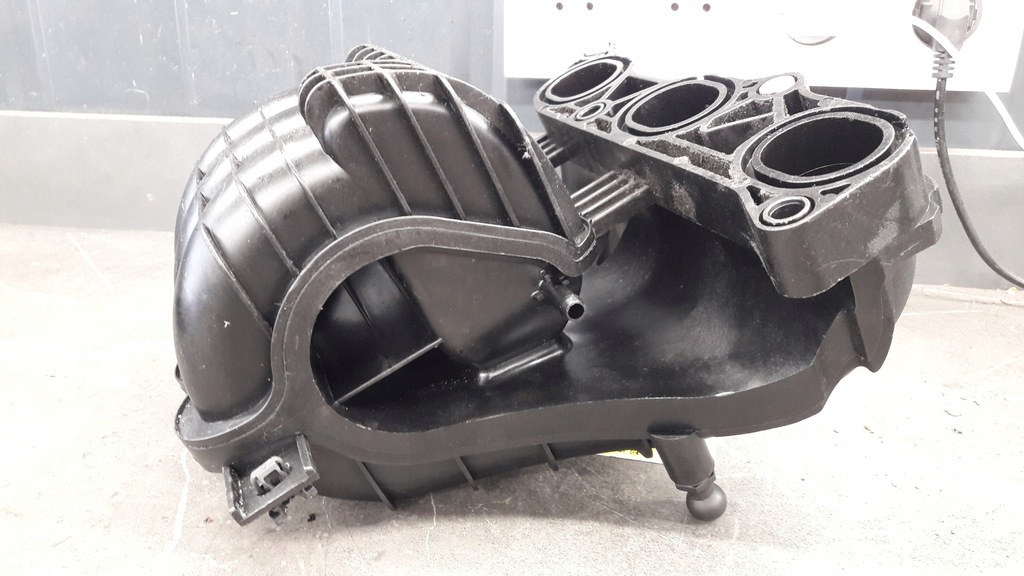 mn143824 πολλαπλή εισαγωγής mitsubishi colt VI 1.1 B 12V Product image