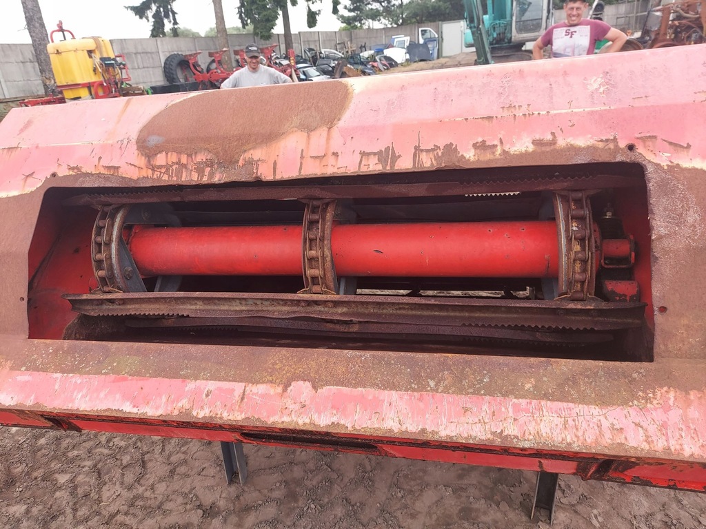 ΤΡΟΦΟΔΟΤΗΣ ΜΕ ΚΛΙΣΗ ΛΑΙΜΟΥ Massey Ferguson MF 7254 Product image