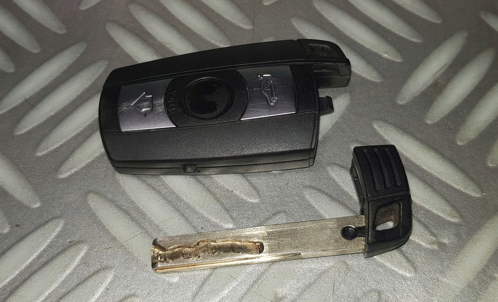 BMW E60 E87 E90 ΚΛΕΙΔΙ GROT ΚΛΕΙΔΙ ΑΝΑΦΛΕΞΗΣ ΡΑΔΙΟΤΗΛΕΧΕΙΡΙΣΤΙΚΟ 868MHZ 6954808 Product image