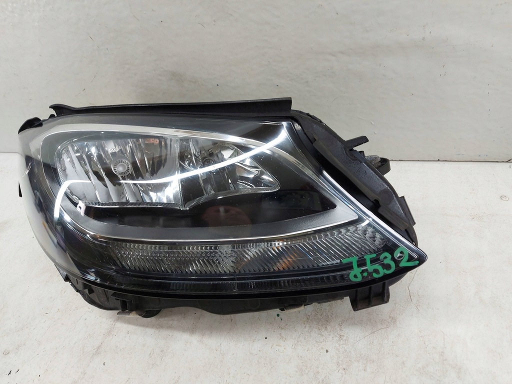 Mercedes-Benz C Class 205 H7 W205 H7 Μπροστινό φως Product image