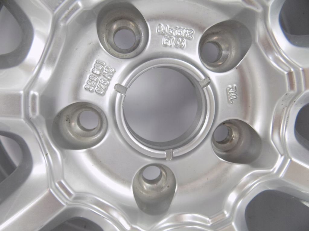 RIM VW PASSAT 8J x 18 H2 ET 44 ΝΕΟ ΠΡΩΤΟΤΥΠΟ Product image