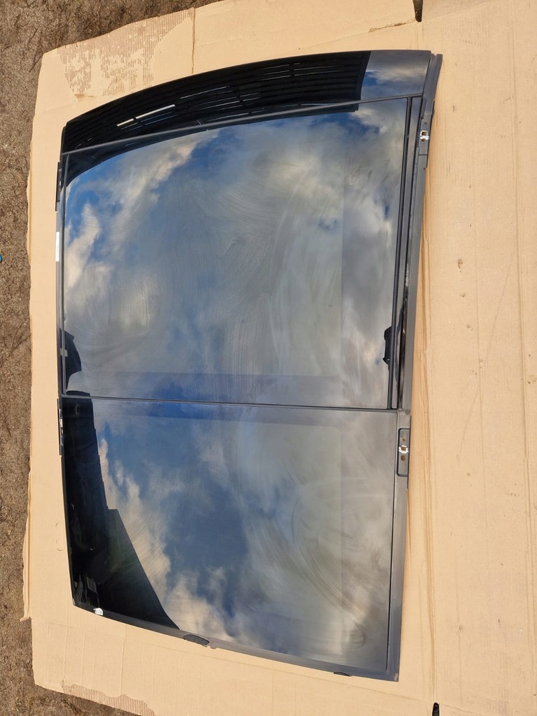 Mercedes GLC 254 Panorama Roof Sunroof Product image