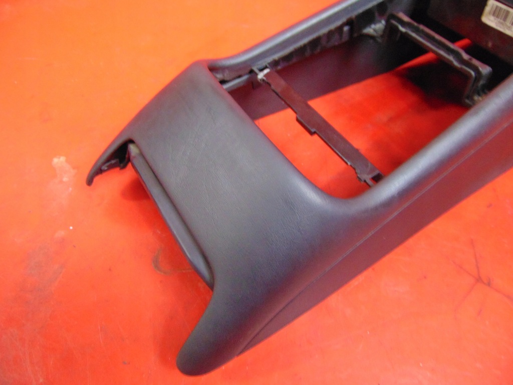 MERCEDES ML W163 LIFT 02- CENTER TUNNEL ARRMHREST CUP HOTHER Product image