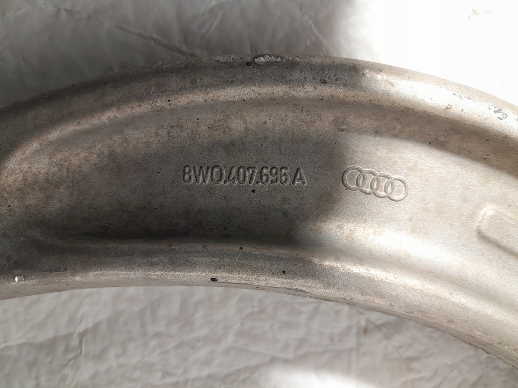 Audi A4 B9 ανύψωση sedan swingarm δεξιά μπροστά 8W0407696A 8W0407694A Product image