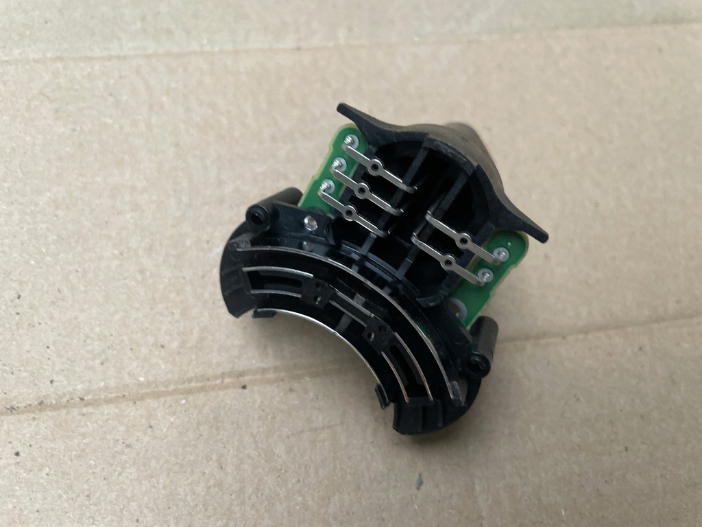 ΑΙΣΘΗΤΗΡΑΣ ΓΩΝΙΑΣ ΤΙΜΟΝΙΟΥ MERCEDES W212 LIFT 0273108004 Product image