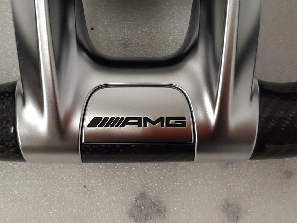Θερμαινόμενο τιμόνι Carbon Alcantara Mercedes AMG Product image