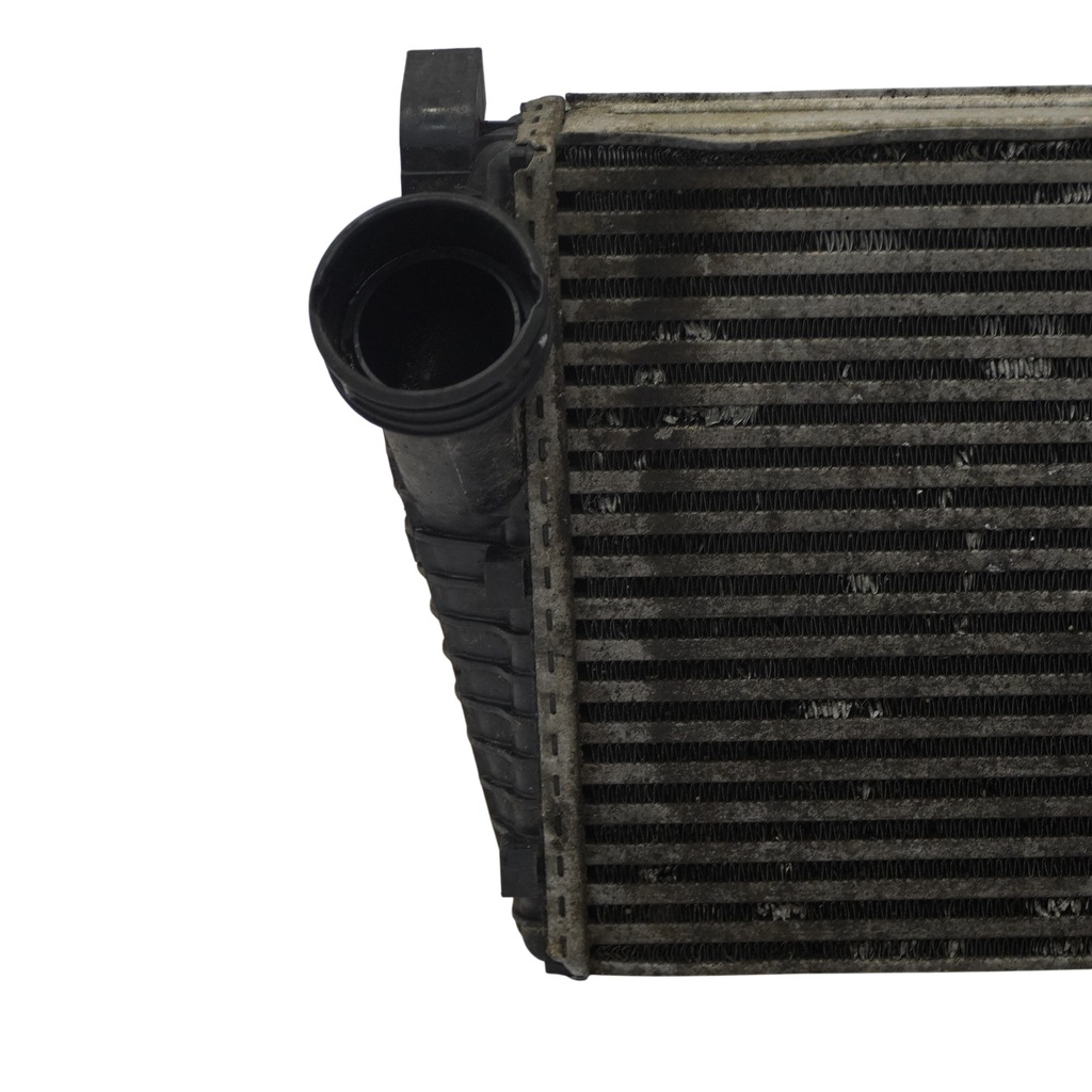 Volkswagen Touareg 7L Intercooler Air Cooler Law 7P0145804C Product image