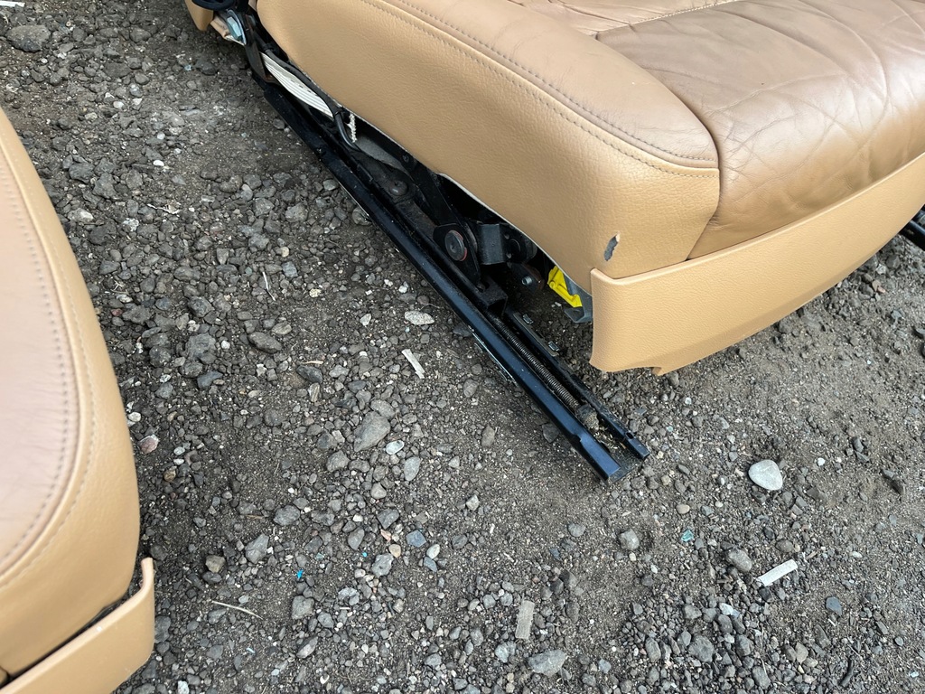PORSCHE CAYENNE S I 7L ΔΕΡΜΑΤΙΝΑ ΚΑΘΙΣΜΑΤΑ 03- Product image