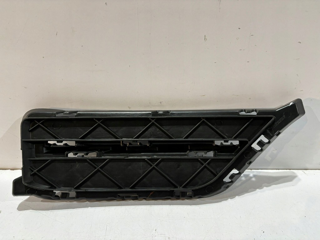 Γκριλ προφυλακτήρα BMW X1 E84 LCI X-Line Right - 16433 Product image