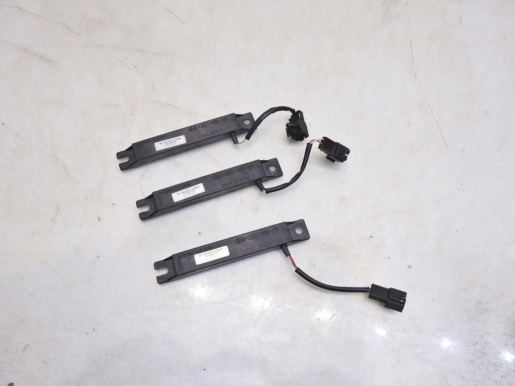 ΚΕΡΙΑ ΧΩΡΙΣ ΚΛΕΙΔΙ HYUNDAI i40 95420-3Z000 Product image