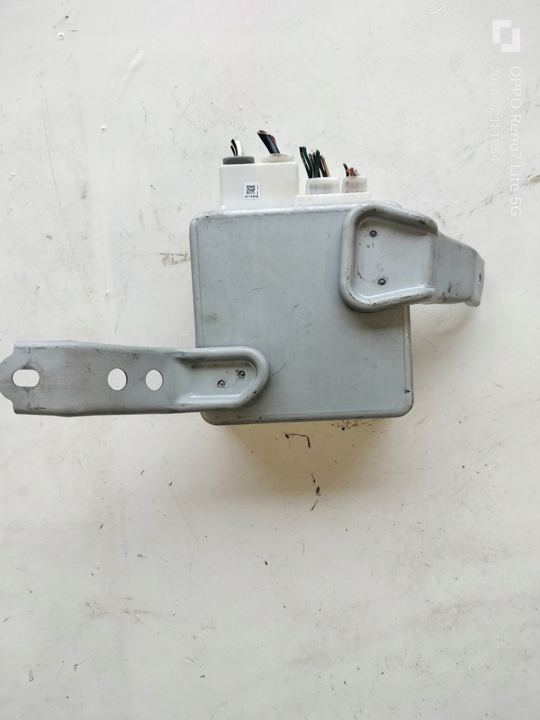 YARIS I SUPPORT MODULE SUPPORT CONTROLER 89650-0D030 6900000565 Product image