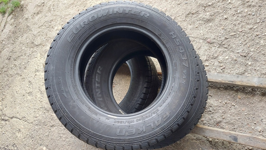 Χειμερινά ελαστικά 215/70r16C 108/106T Falken Eurowinter HS437 VAN Product image