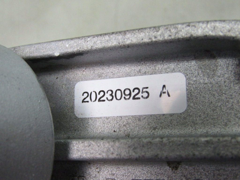 X-TRAIL IV T33 1.5 ΚΙΝΗΤΗΡΑΣ 24R Στήριγμα ΜΑΞΙΛΑΡΙΟΥ ΔΕΞΙ 20230925A Product image