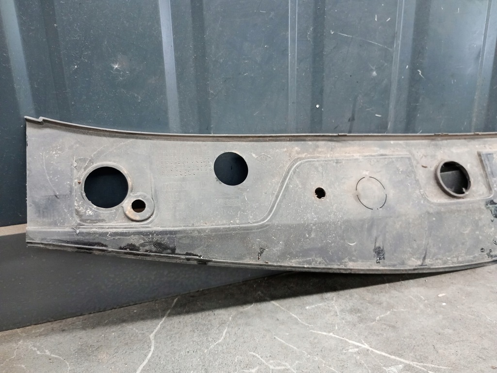 8200116717 Renault Megane II Μπροστινό κάλυμμα ζώνης Product image