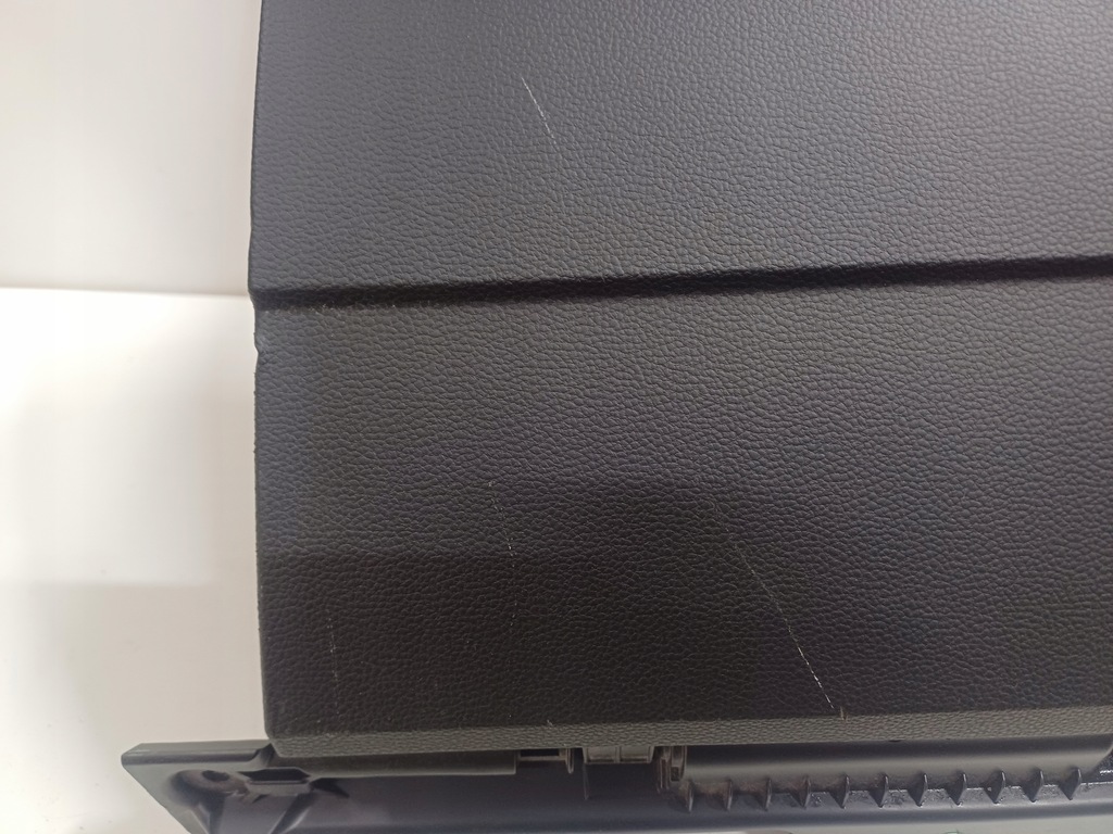 Θλίψη επιβατών VW Passat B8 Black Europe Product image