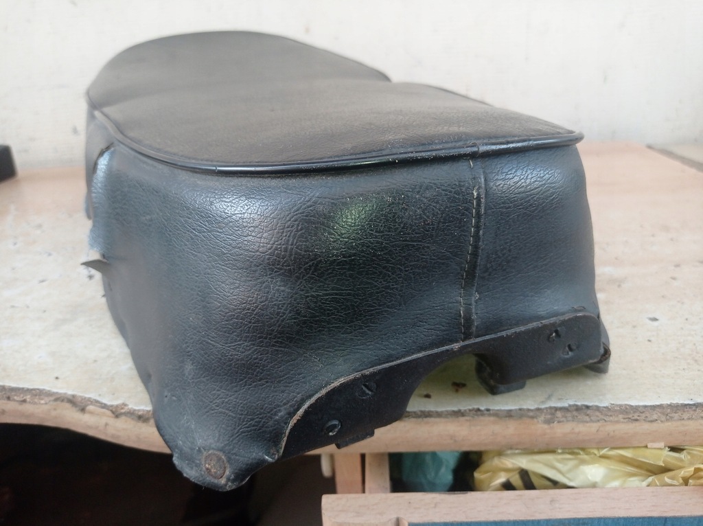 SHL M17 Gazelle - Μέρη - Seat + Trunk + .. Product image
