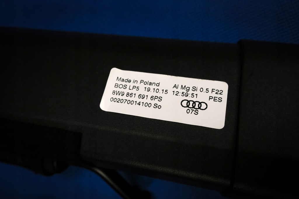 Audi A4 S4 πίσω πορτμπαγκάζ δίχτυ 8W 8W9861691 6PS Product image