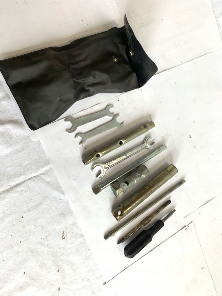 εργαλεία μεταλλικά κλειδιά Product image
