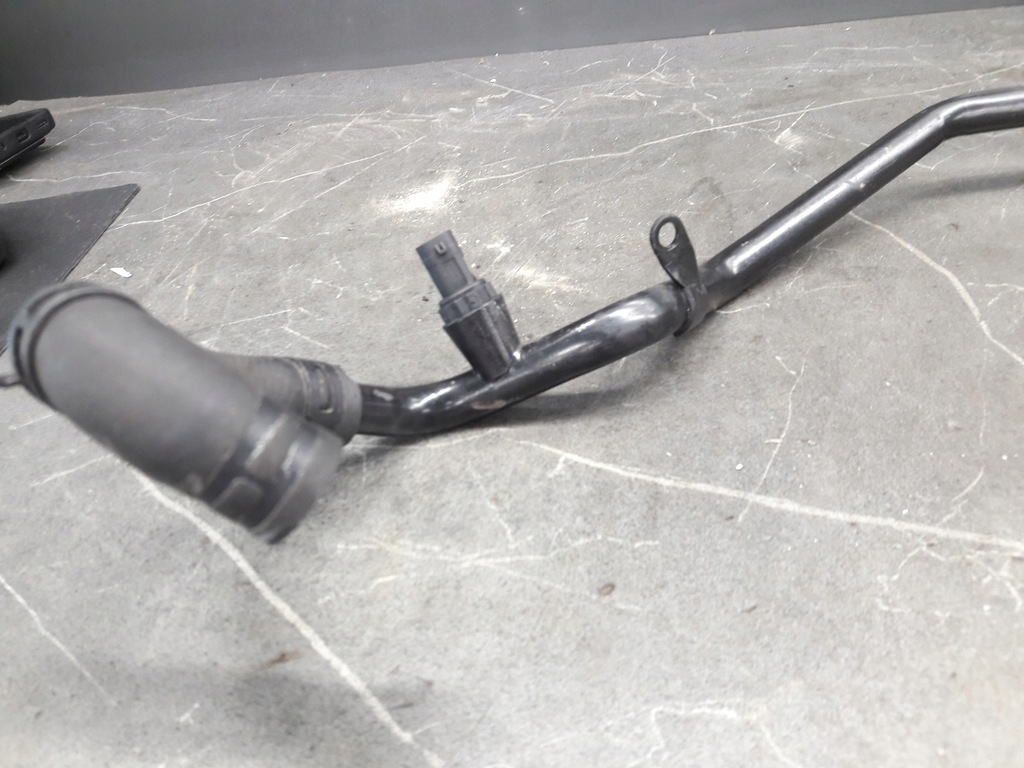 03L121157 Σωλήνας σωλήνα νερού Audi A4 B8 2.0 TDI Product image