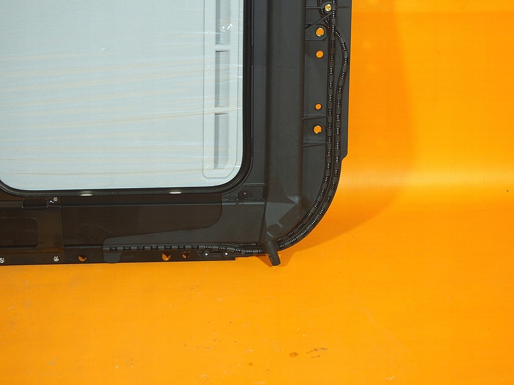 Audi A5 8T Sunroof Roller blind 8t8877041e 14KM Product image