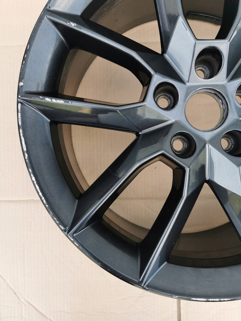 RIM SKODA OCTAVIA III 5E0 RS 18'' 7.5JX18 ET-51 5X112 5E0601025 Product image