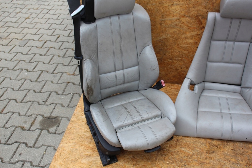 Καθίσματα καναπέ BMW e46 cabrio, αθλητικά καθίσματα από ανοιχτό δέρμα, ηλεκτρικά θερμαινόμενα σπορ καθίσματα Product image