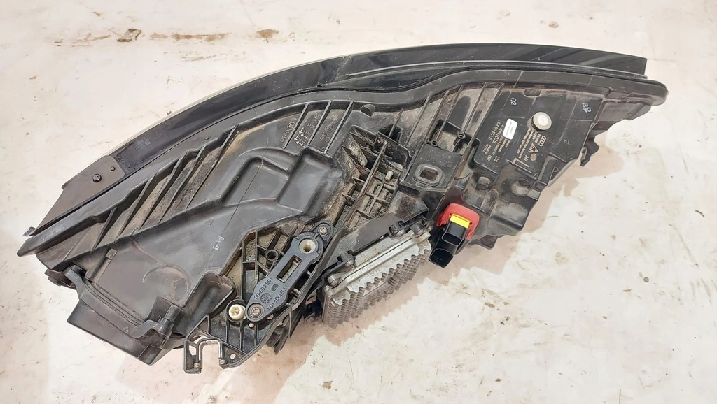 AUDI A6 4G ΜΠΡΟΣΤΙΝΟ ΦΩΤΙΣΤΙΚΟ ΑΡΙΣΤΕΡΟ LED MATRIX 4G0941035 Product image