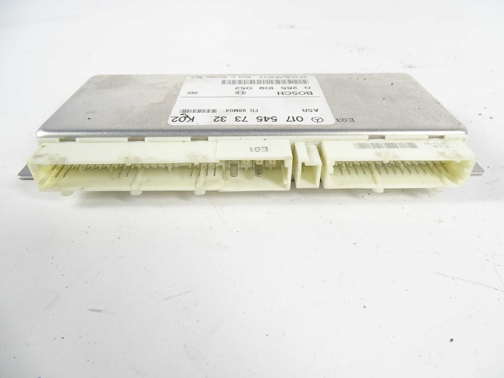 Mercedes W129 W202 W210 ESP ASR MODULE A0175457332 Product image