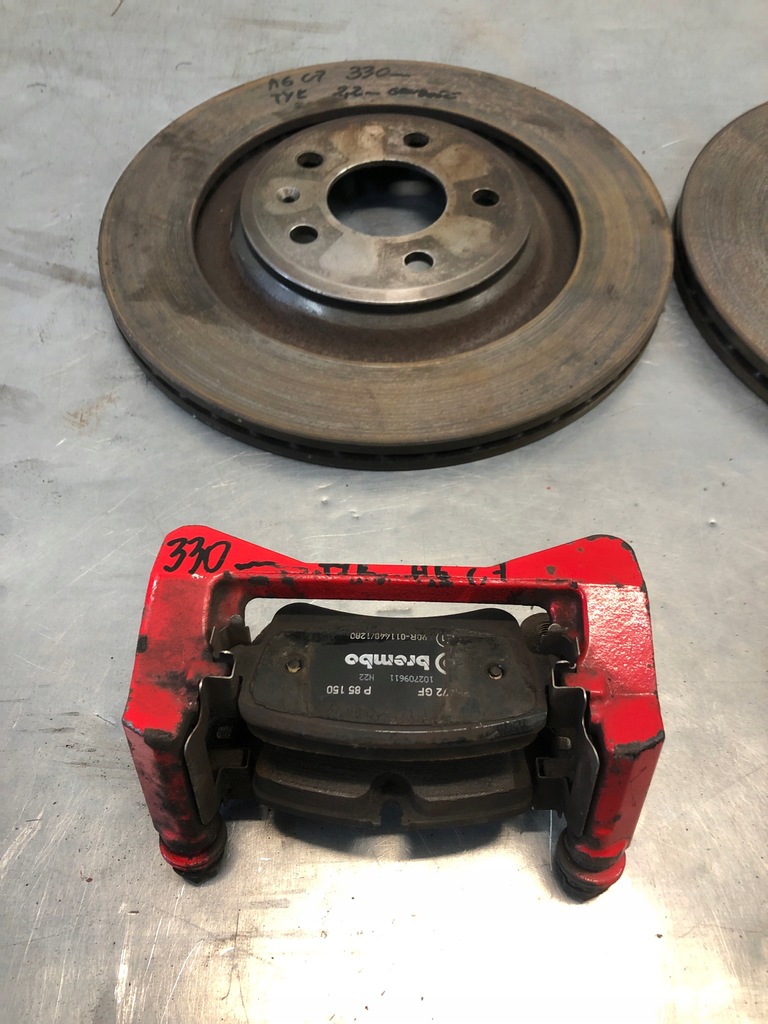 Πίσω φρένα Audi A6 C7 Σφιγκτήρες Brembo Discs 330mm μπλοκ αρχικό σετ Product image