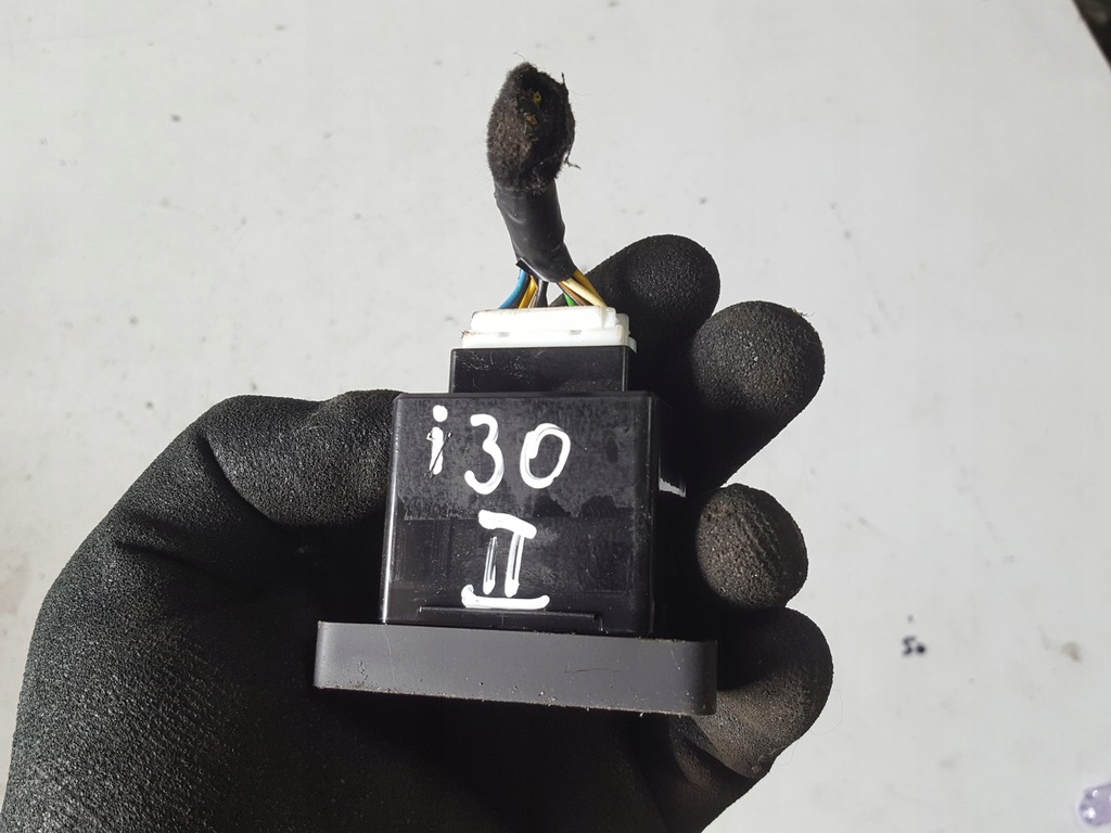HYUNDAI i30 II 12-16 ετών SOCKET USB AUX LINK Product image