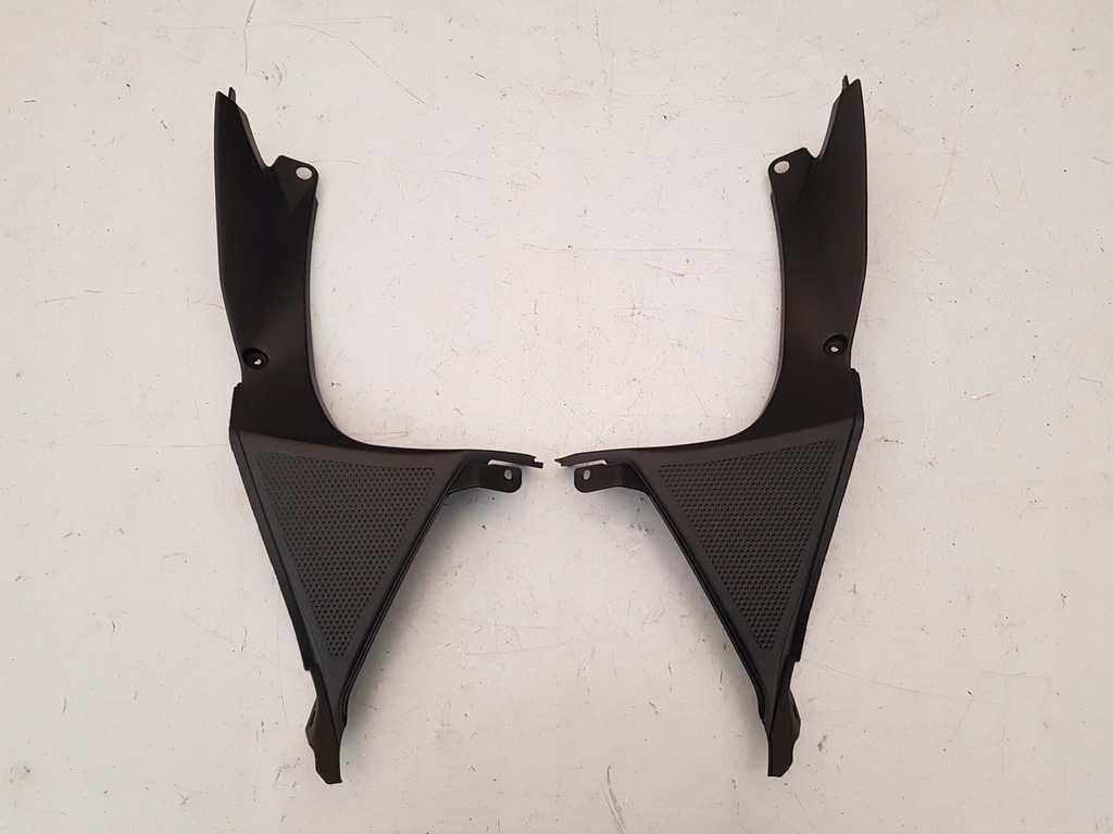 Αίθουσα πλήρωσης δεξιού αριστερού μπολ Yamaha Yzf 125 R 2008-2018 κάλυμμα 08- Product image