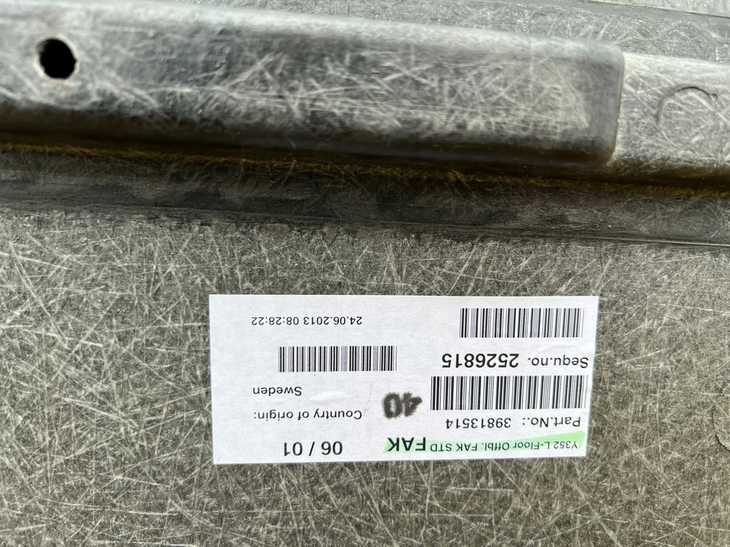 Δάση αποσκευών κάλυμμα Volvo OE 39813514 Product image