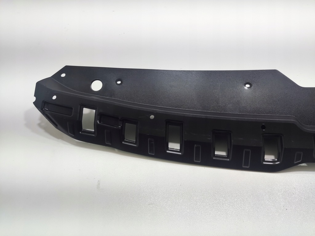 Κάλυμμα άνω ζώνης μπροστά Hyundai i20 II 2014-2018 86353-C8000 Product image