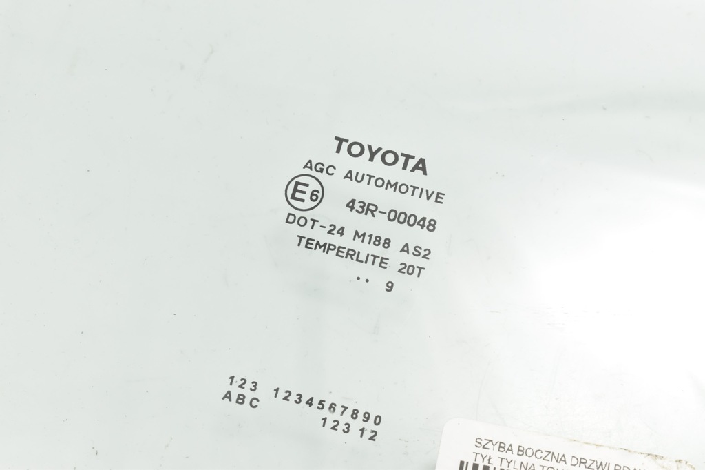 ΠΛΕΥΡΙΚΟ ΠΑΡΑΘΥΡΟ ΠΟΡΤΑ ΔΕΞΙΑ ΠΙΣΩ 68130-0D200 TOYOTA YARIS III 2019 Product image