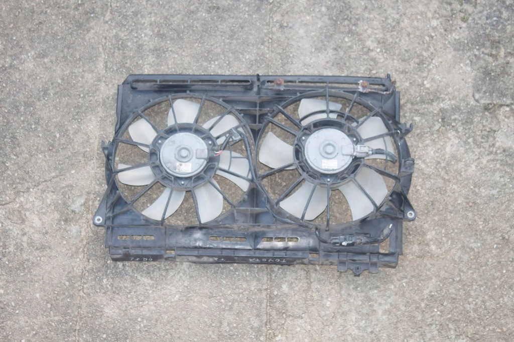 Toyota Avensis T250 2003 Περιβαλλόμενα ανεμιστήρα Product image