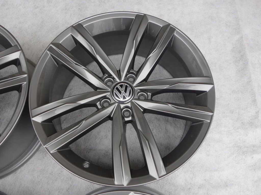 VW ARTEON PASSAT B8 LIFT TIGUAN 18' DARTFORD ΖΑΝΤΕΣ Product image