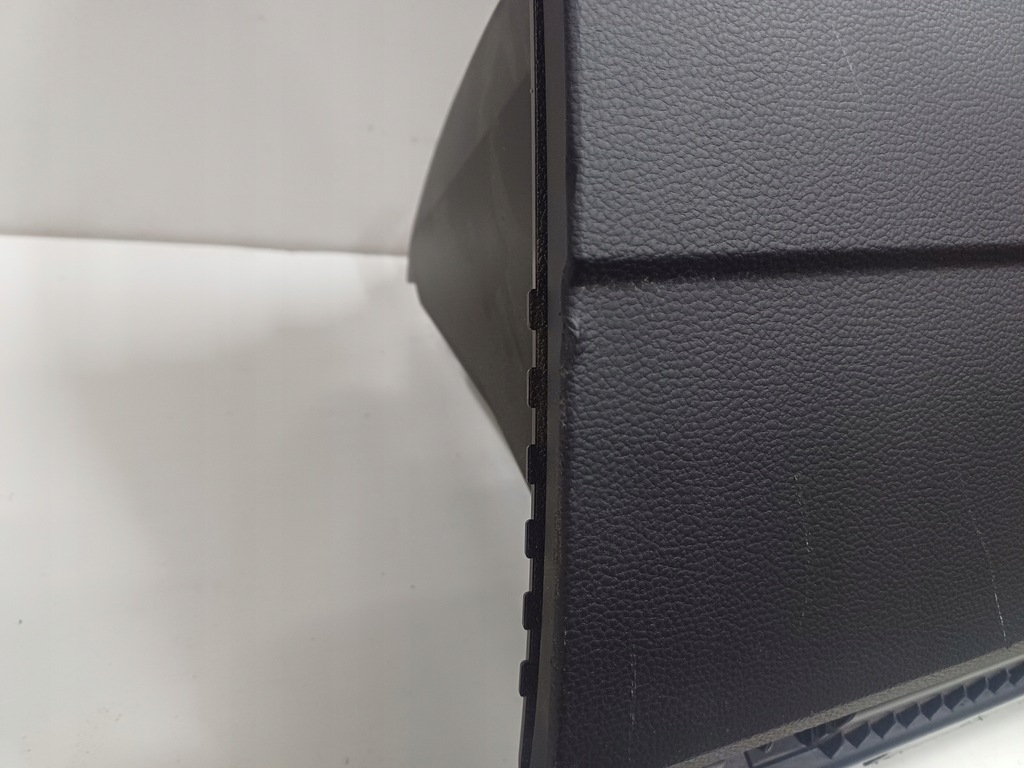 Θλίψη επιβατών VW Passat B8 Black Europe Product image